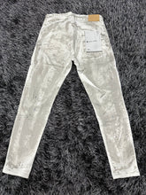 Load image into Gallery viewer, Purple Brand Denim Jeans - Light Wash - White/Grey
