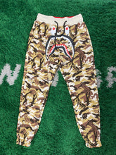 Load image into Gallery viewer, Bape OVO Reversible Set - Red/Brown Camo
