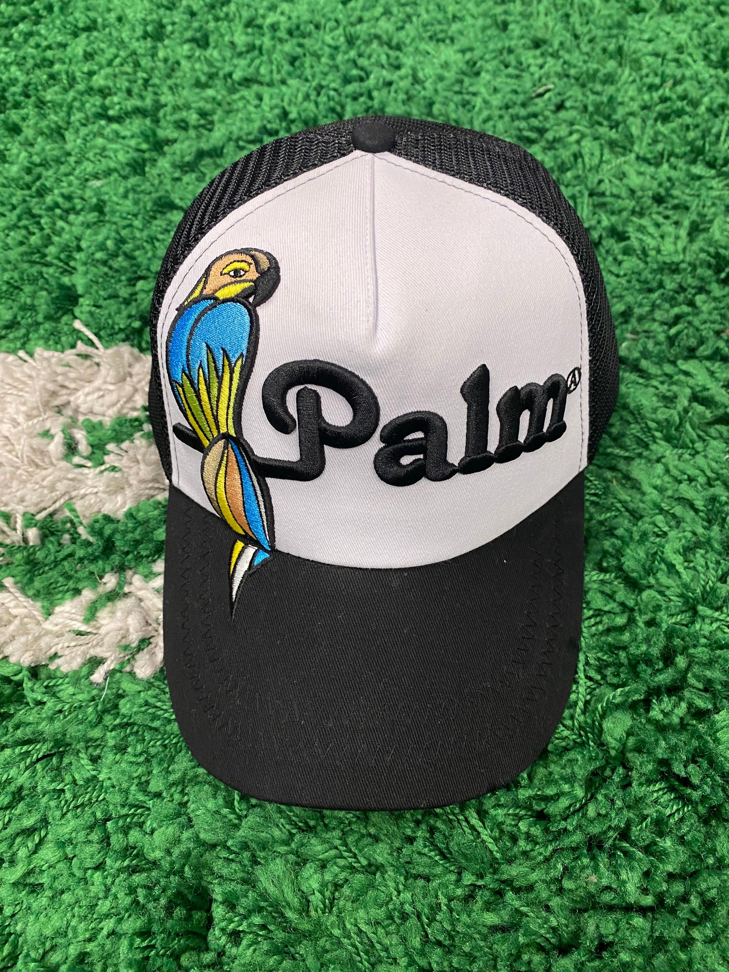 Palm Angels ‘Parrot’ Hat - Black/White