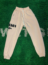 Load image into Gallery viewer, Amiri Sweatpants - Faded Pink
