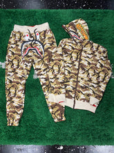 Load image into Gallery viewer, Bape OVO Reversible Set - Red/Brown Camo
