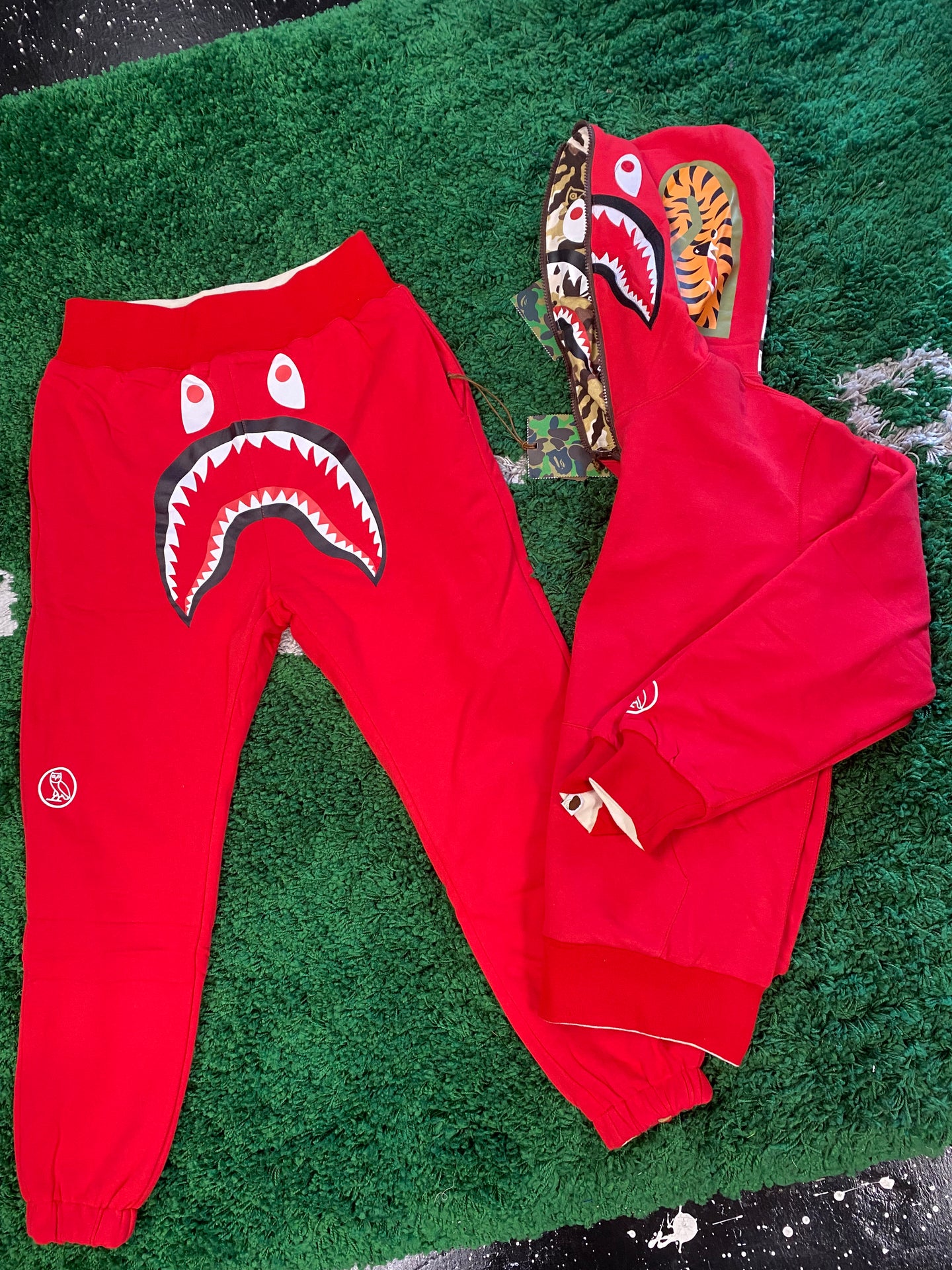 Bape OVO Reversible Set - Red/Brown Camo